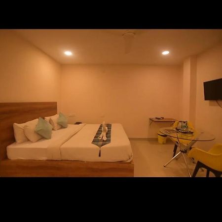 غاواهاتي Poddar Inn المظهر الخارجي الصورة